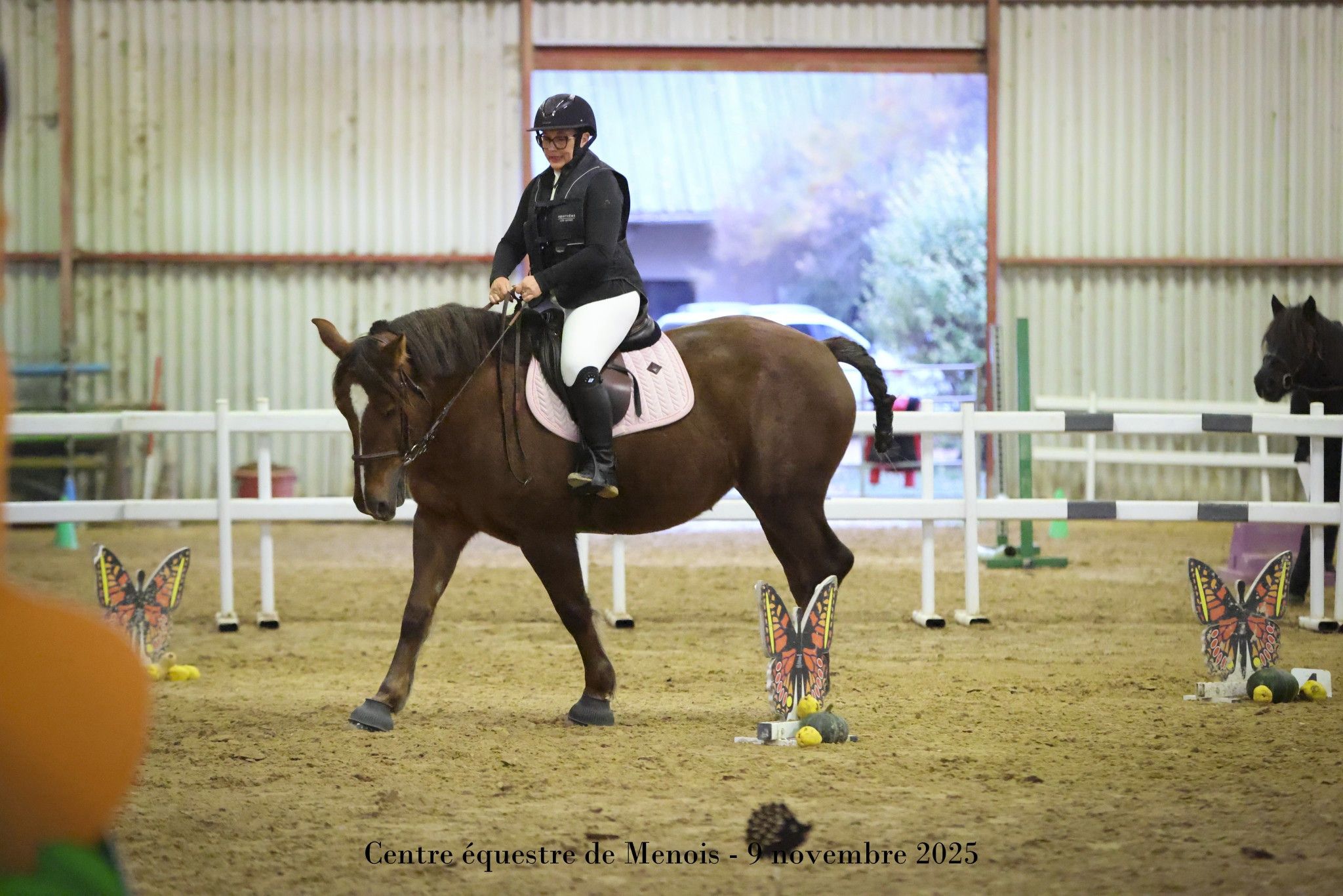 blockValue.3f2c0412-fa38-4a6c-866b-ec4984965a46.images.0.img_alt